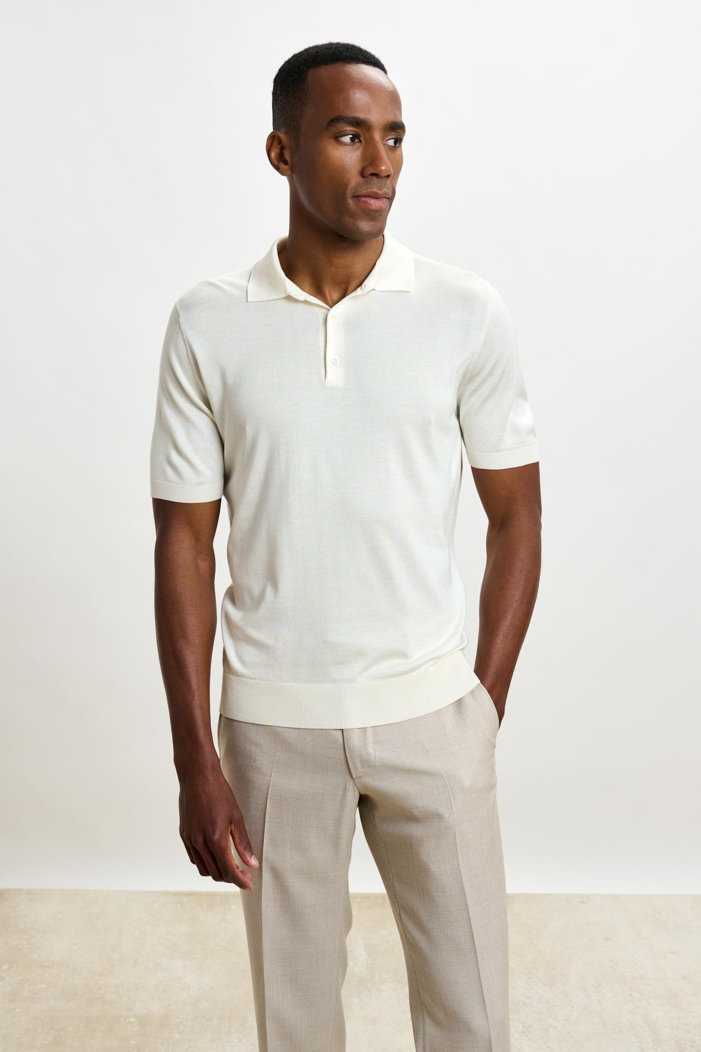 Kendal Silk Knitted Short Sleeve 3 Button Polo Shirt Cream