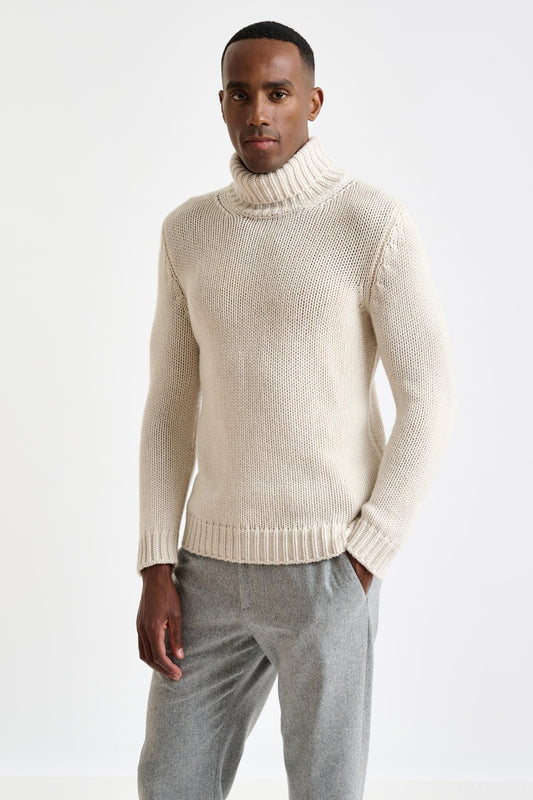 Off white Chunky 100% Cashmere Banbury Rollneck Sweater